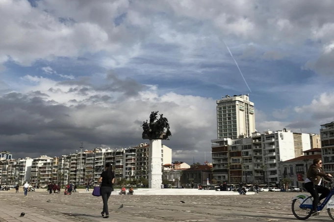 İzmir’de sıcaklıklar artıyor… İzmir’de hava nasıl olacak? İşte Meteoroloji’nin 25 Mayıs Cumartesi hava durumu tahmin haberinin görseli