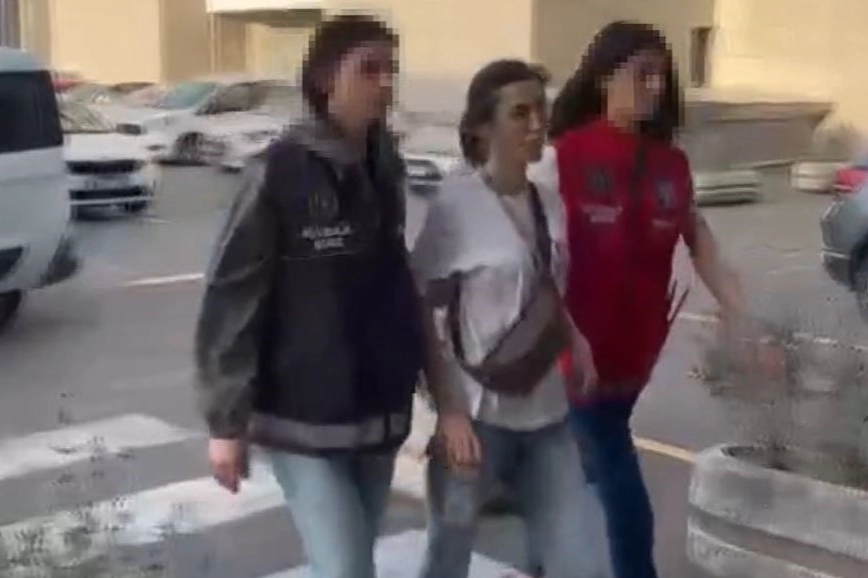 Astrolog Meral Güven gözaltına alındı haberinin görseli