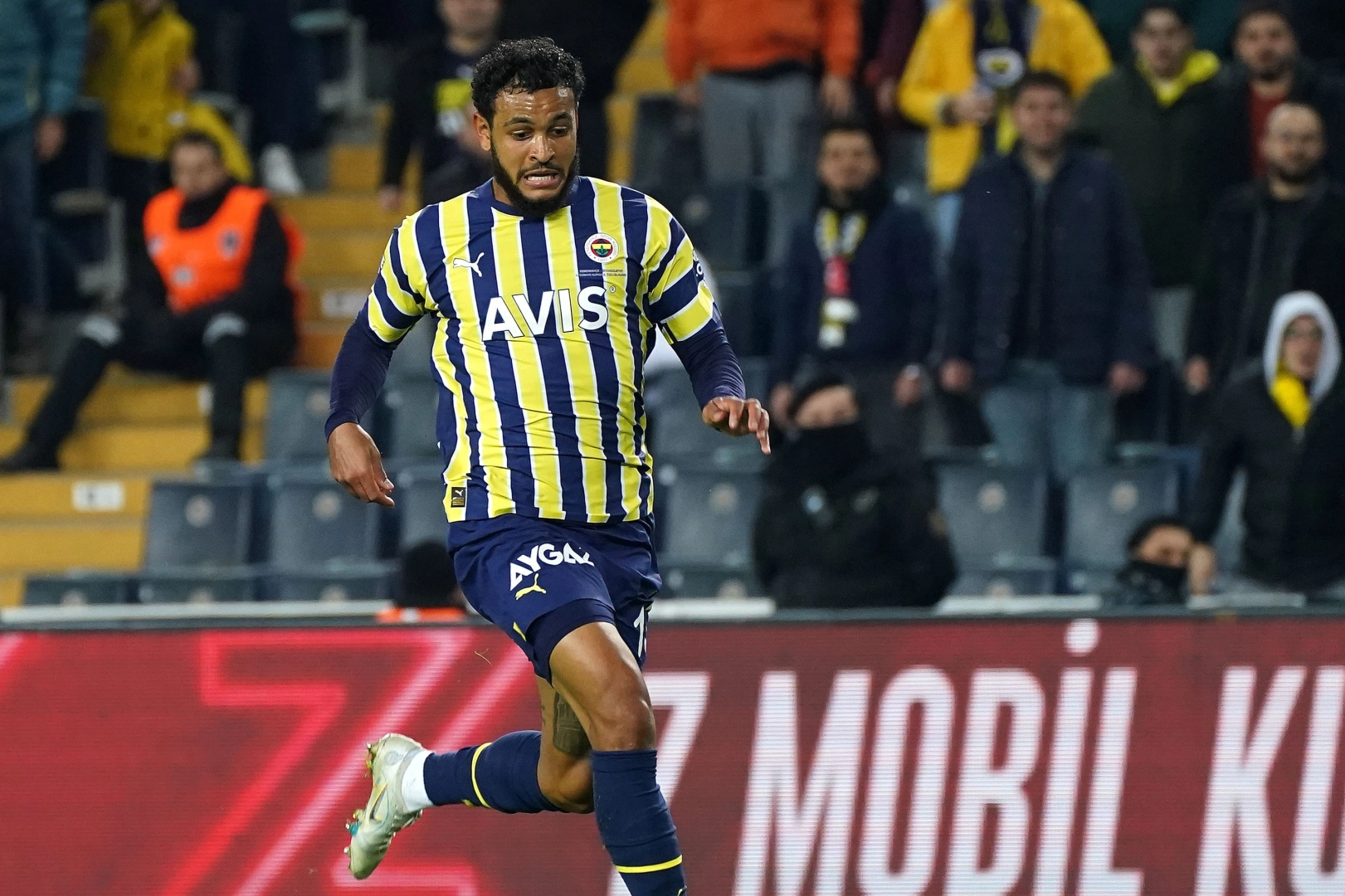 Joshua King, Fenerbahçe'ye veda etti