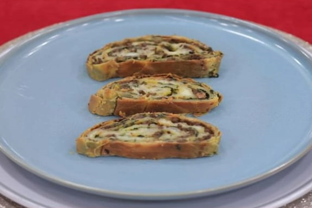 Gelinim Mutfakta misafir doyuran börek tarifi! Gelinim Mutfakta misafir doyuran börek tarifi nasıl yapılır?