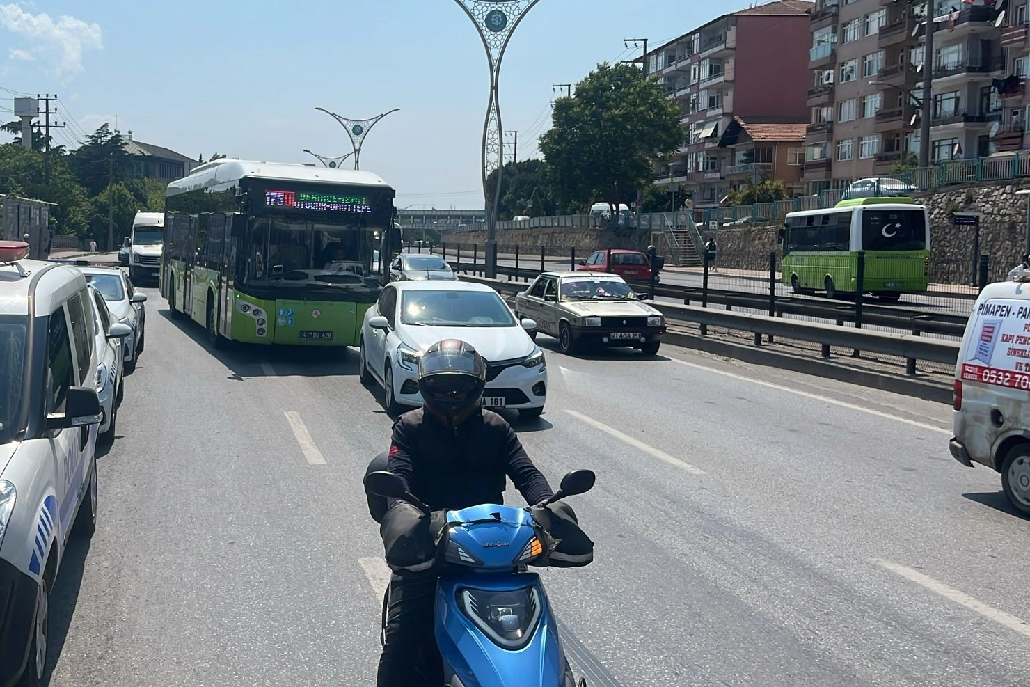 Türkiye'nin İlk Astronotu trafik kazası geçirdi!