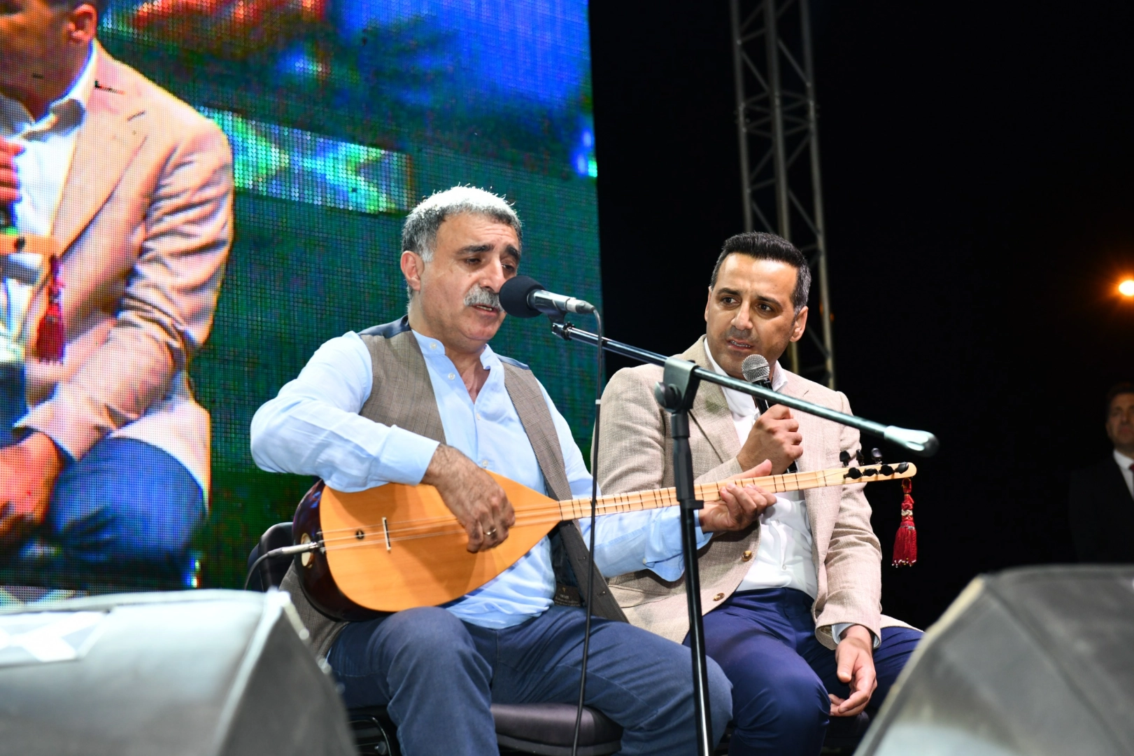 Çiğli Erdal Erzincan ile “Yaza Merhaba” dedi