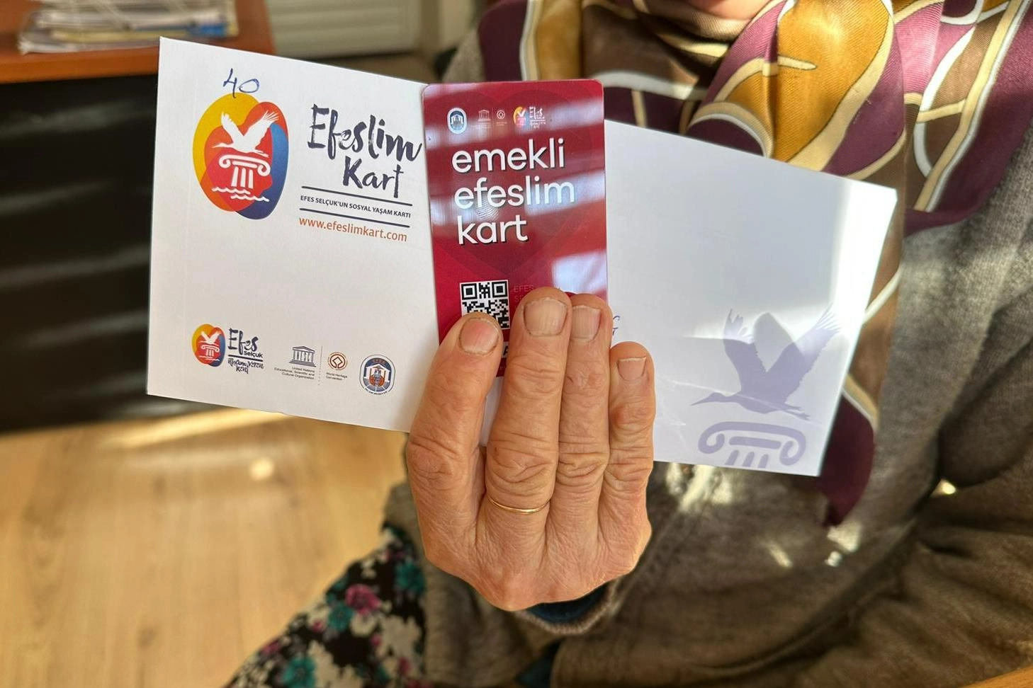 Efes Selçuk Belediyesi'nden örnek proje: Emekli Efeslim Kart! haberinin görseli