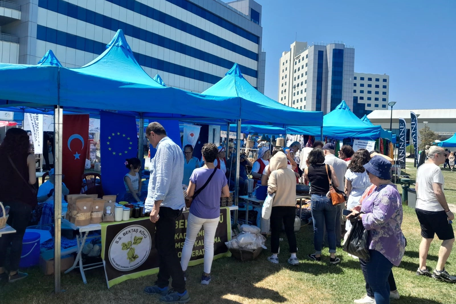 Çanakkale'de yöresel lezzet şöleni