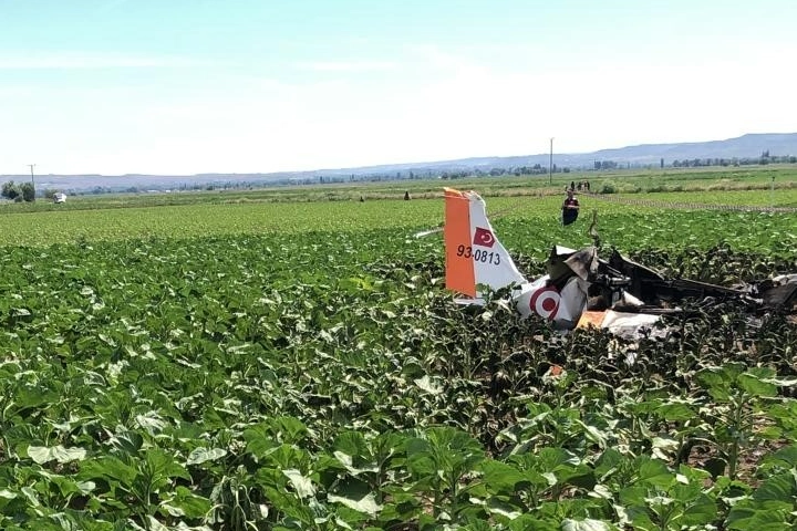 Kayseri'de uçak düştü: 2 pilot şehit haberinin görseli