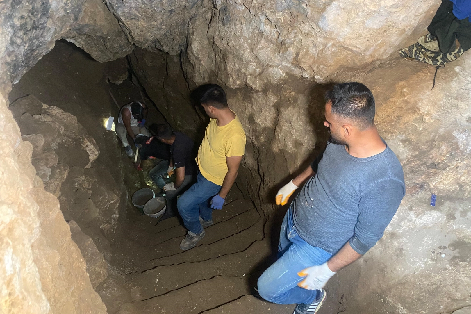 Arsemia Antik Kenti'nde heyecan verici keşif: Gizli su tüneli bulundu! haberinin görseli