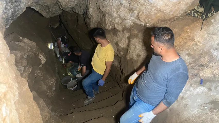 Arsemia Antik Kenti'nde heyecan verici keşif: Gizli su tüneli bulundu! haberinin görseli