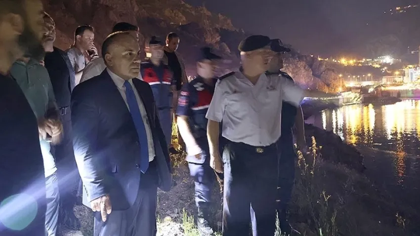 Artvin'de gezi teknesi kazası: 1 kişi hayatını kaybetti haberinin görseli