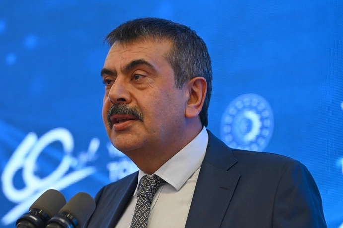 Bakan Tekin'den müfredat açıklaması haberinin görseli