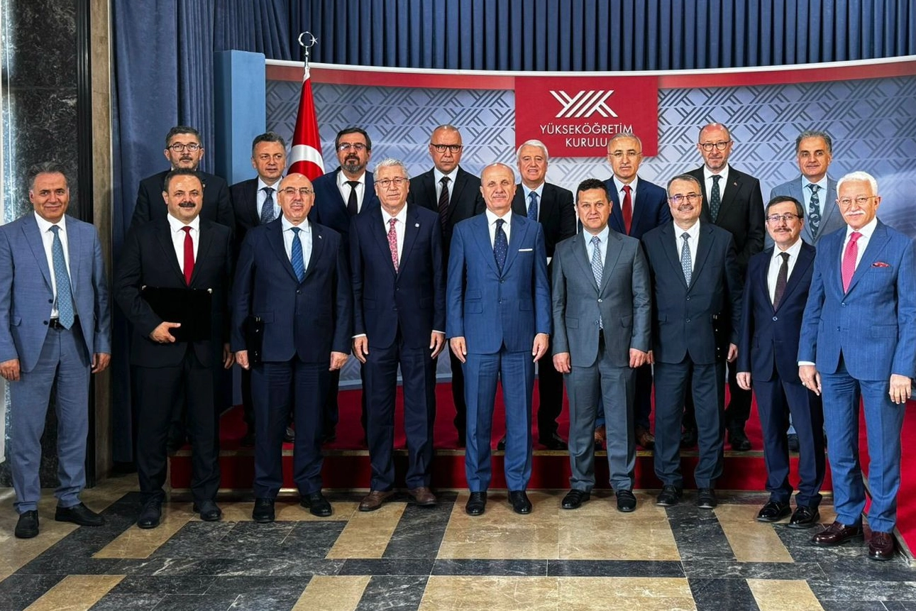 Dokuz Eylül Üniversitesi Türkiye ikincisi oldu haberinin görseli