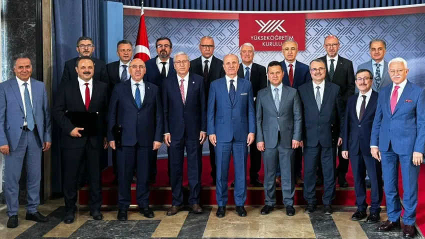 Dokuz Eylül Üniversitesi Türkiye ikincisi oldu haberinin görseli