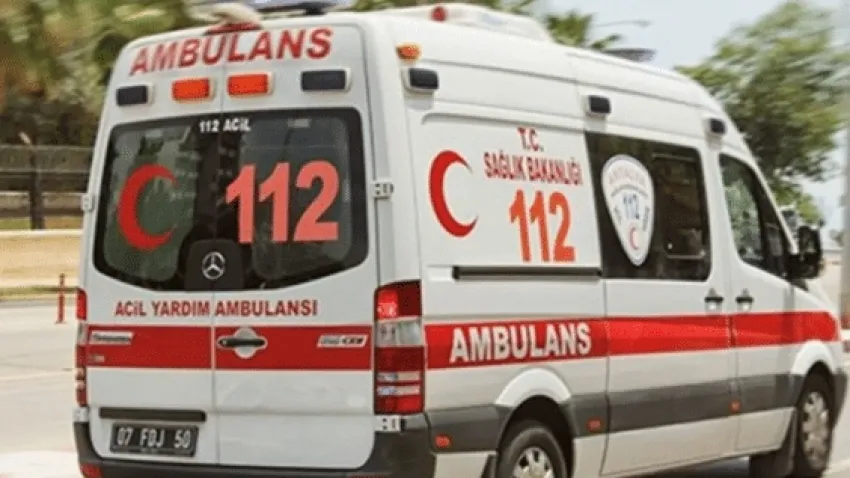 İzmir'de bıçaklı kavga: 2 yaralı!