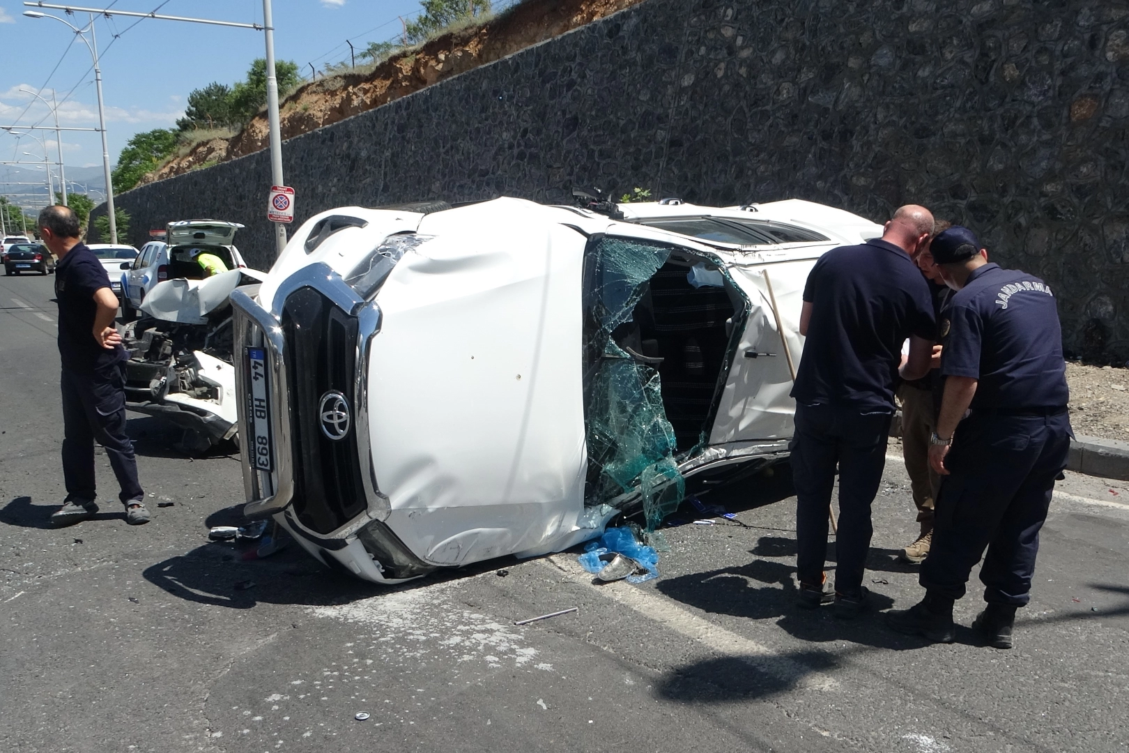 Malatya'da trafik kazası: Askeri araç da karıştı haberinin görseli