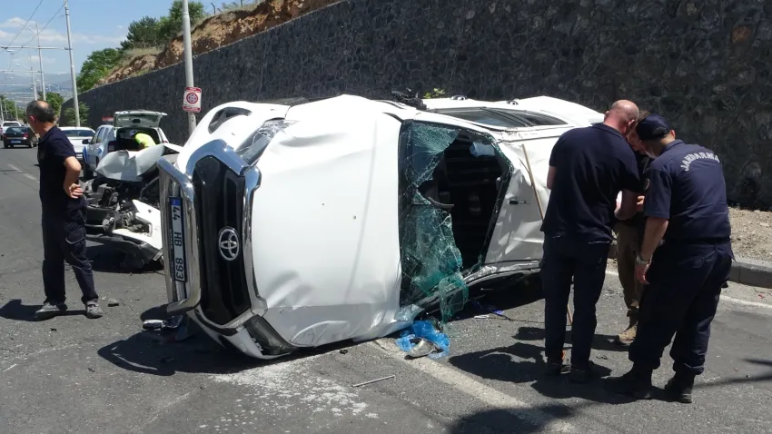 Malatya'da trafik kazası: Askeri araç da karıştı haberinin görseli