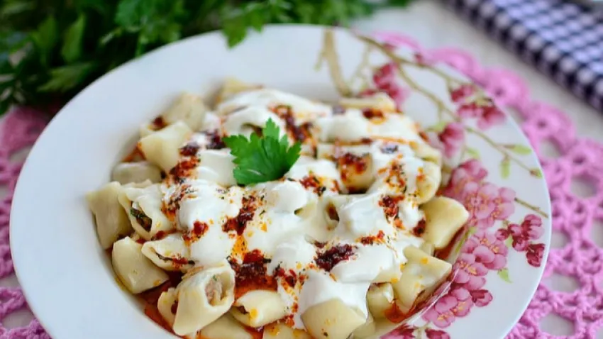 Mutfak Bahane Kolay Mantı Nasıl Yapılır? Kolay Mantı Tarifi... haberinin görseli