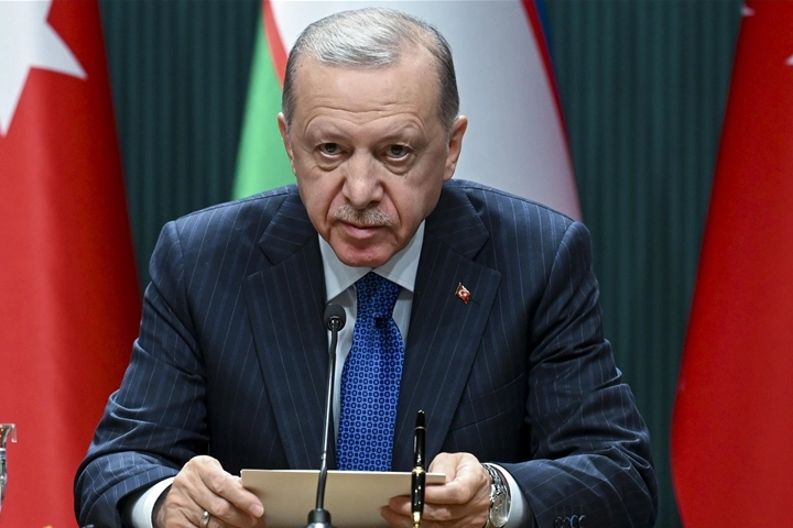 Cumhurbaşkanı Erdoğan: İsrail'e katliamlarında cephane ve silah desteği veren ülkeler, artık bu suça ortak olmaktan vazgeçmelidir haberinin görseli