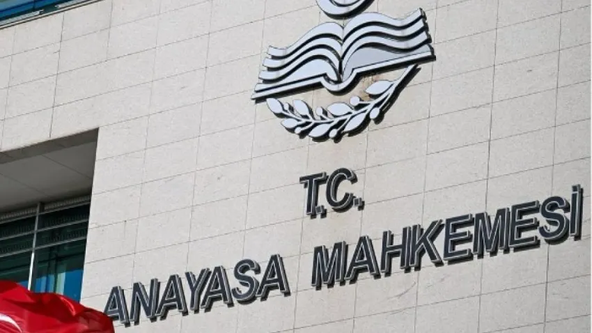 Rektörlerin doğrudan Cumhurbaşkanı tarafından atanması kararı iptal edildi! haberinin görseli