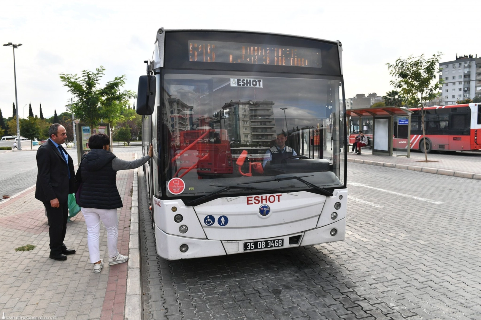 ESHOT | 515 hareket saatleri: Tınaztepe - Evka 3 metro sefer saatleri