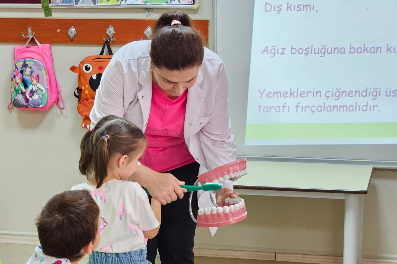 Kocaeli’de miniklere ağız ve diş sağlığı eğitimi