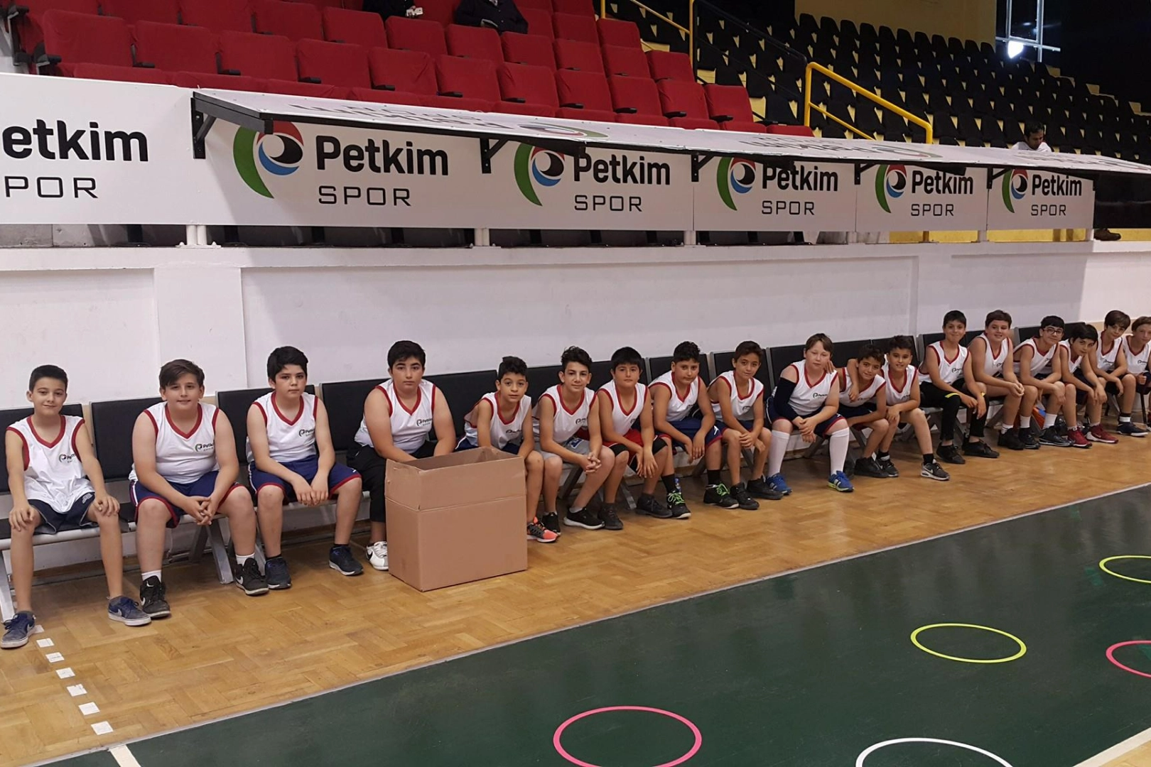 Petkimspor genç yeteneklerini arıyor haberinin görseli