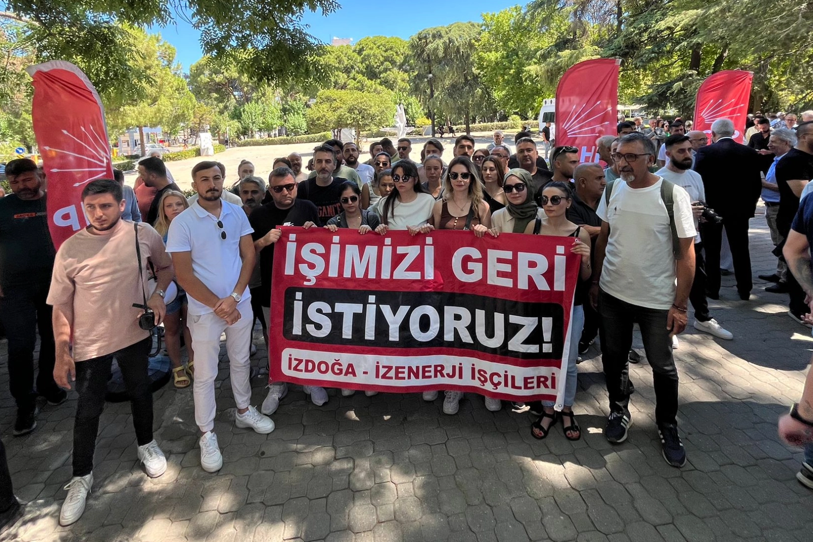 İzmir'de bayramlaşma töreninde protesto