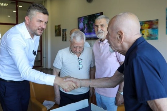 Başkan Duman’dan anlamlı bayram ziyareti haberinin görseli