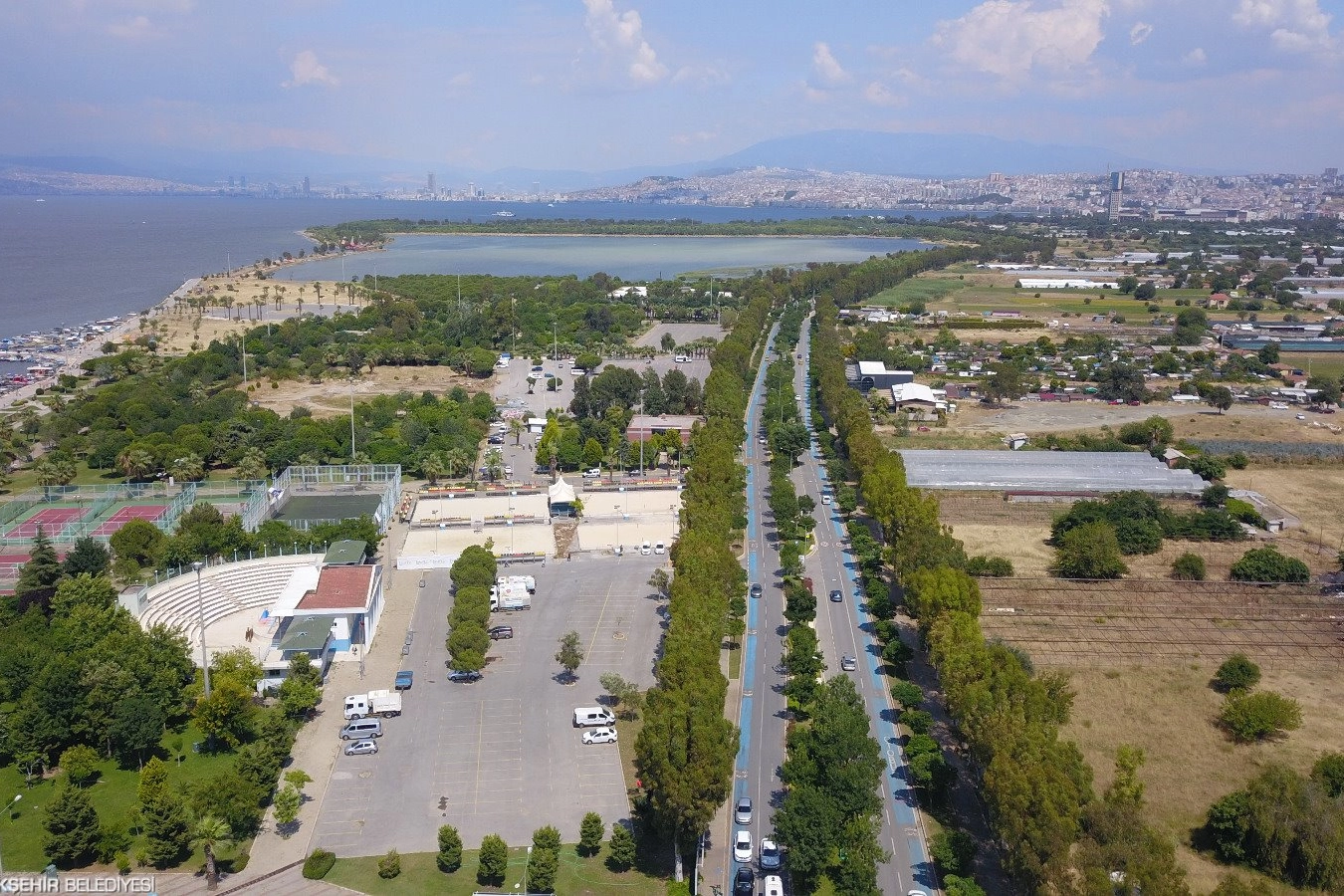 Başkan Tugay: İnciraltı’nı yerleşim kalitesini koruyarak planlayabileceğimize inanıyorum haberinin görseli
