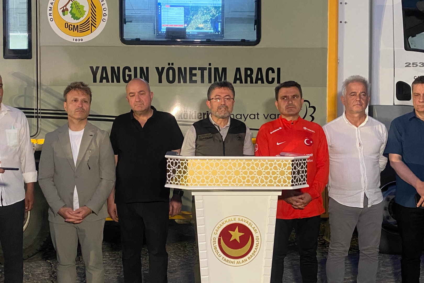 Bakan Yumaklı'dan Çanakkale'de çıkan orman yangını hakkında önemli açıklama haberinin görseli