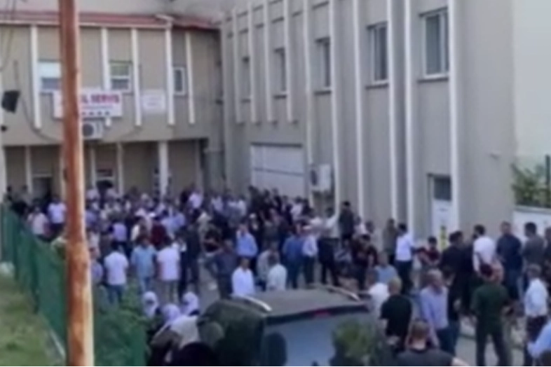 İki aracın çarpıştığı kazada AK Parti Belde Başkanı hayatını kaybetti haberinin görseli