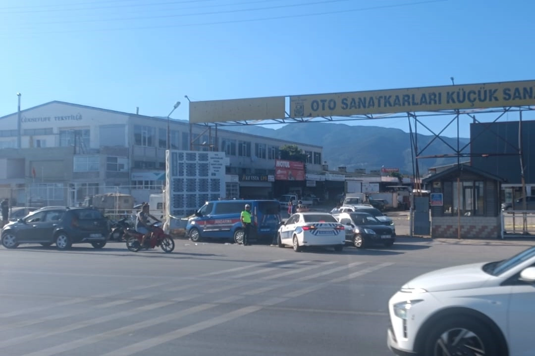Balıkesir Edremit'te silahlı kavga: 2 ölü haberinin görseli