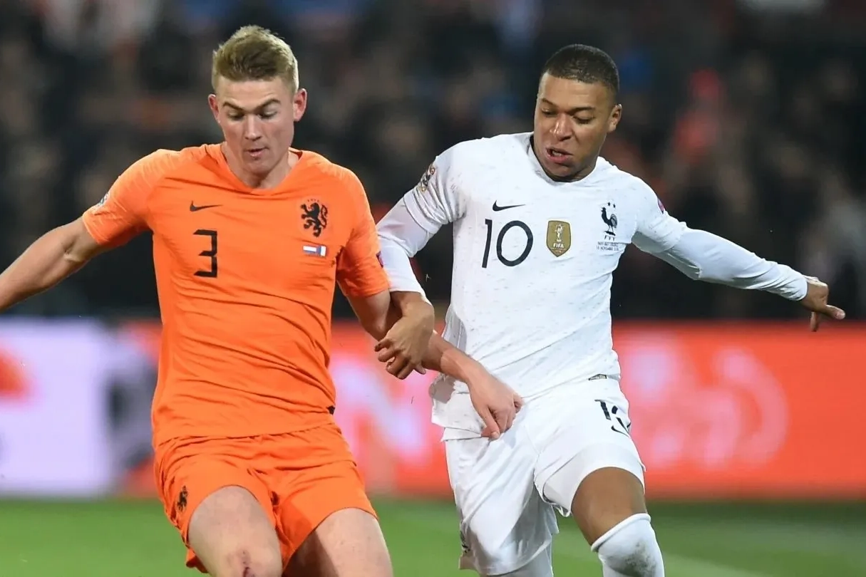 Hollanda - Fransa maçı ne zaman, saat kaçta ve hangi kanalda canlı yayınlanacak? haberinin görseli