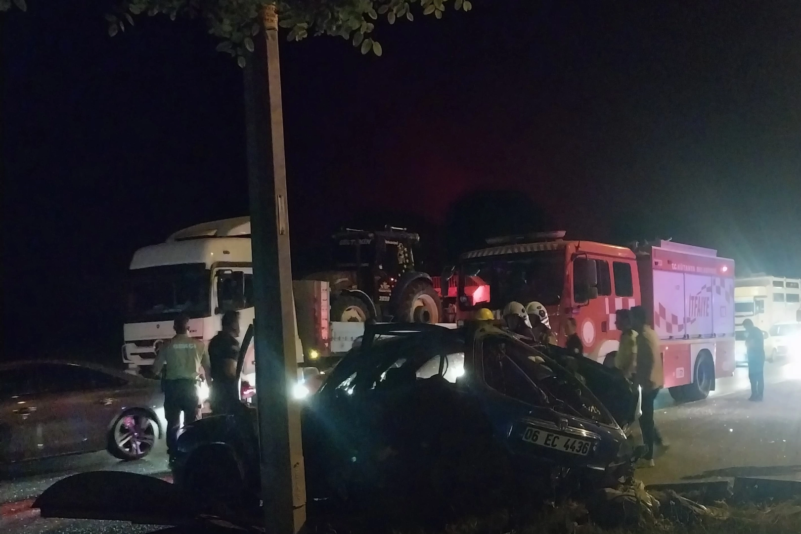 Kütahya'daki kaza anne ile kızı birbirinden ayırdı haberinin görseli