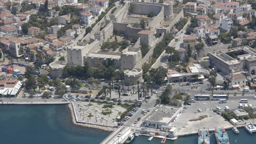 Çeşme Kalesi