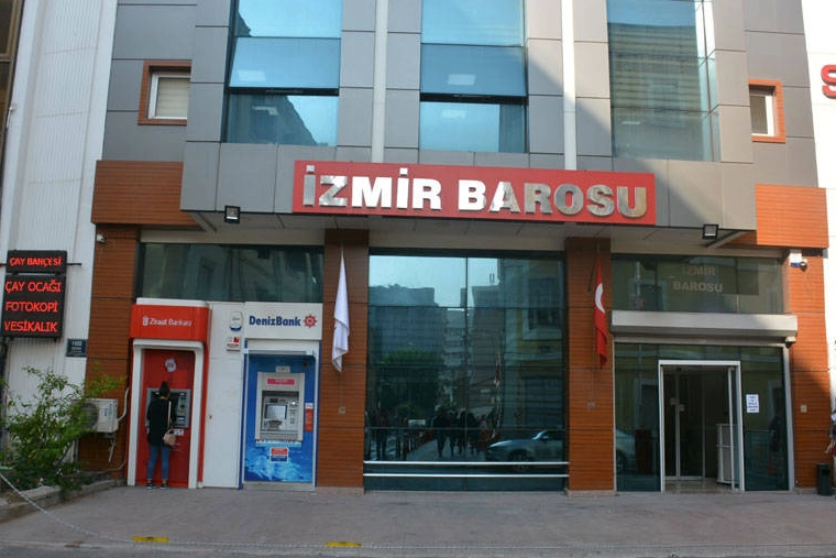 İzmir Barosu’ndan Laik Cumhuriyet vurgusu haberinin görseli
