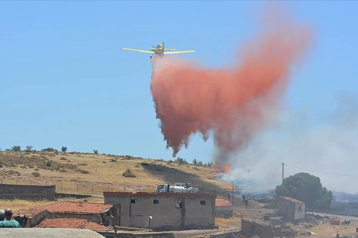 Ayvalık'ta çöp depolama alanında yangın!