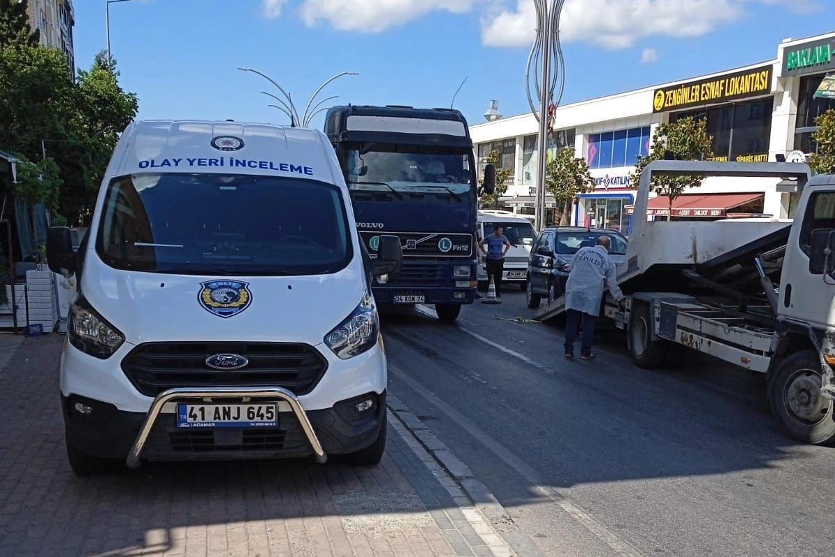 Kocaeli'de bir genç müdür yardımcısını silahla vurarak öldürdü