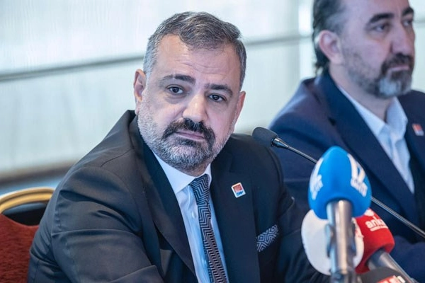 Aslanoğlu: Mahvettikleri ekonominin sebep olduğu su zamlarını eleştirebiliyor haberinin görseli