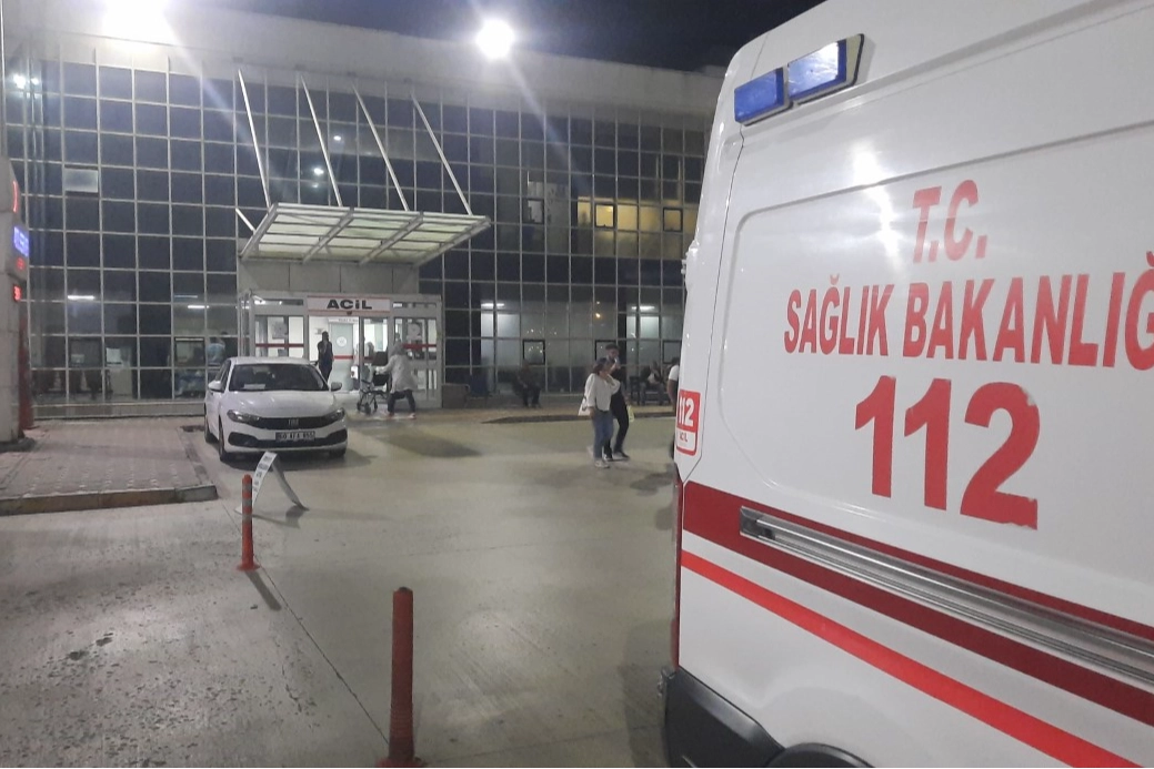Traktör üzerinde oynadıkları oyun sonu oldu haberinin görseli