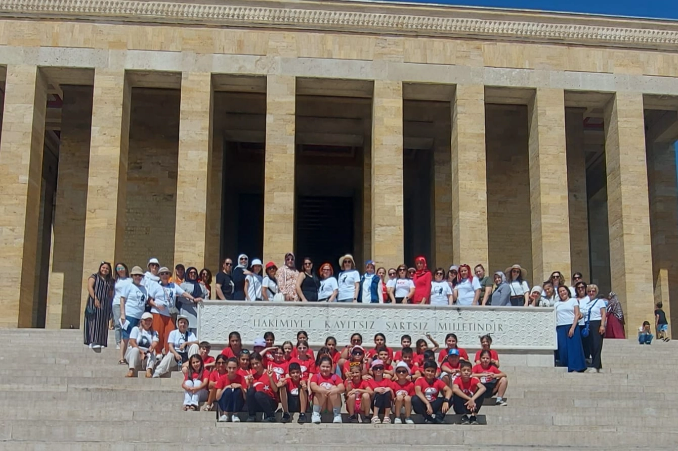 Çağdaş Yaşam Çocuk Korosu'nun Anıtkabir ziyareti