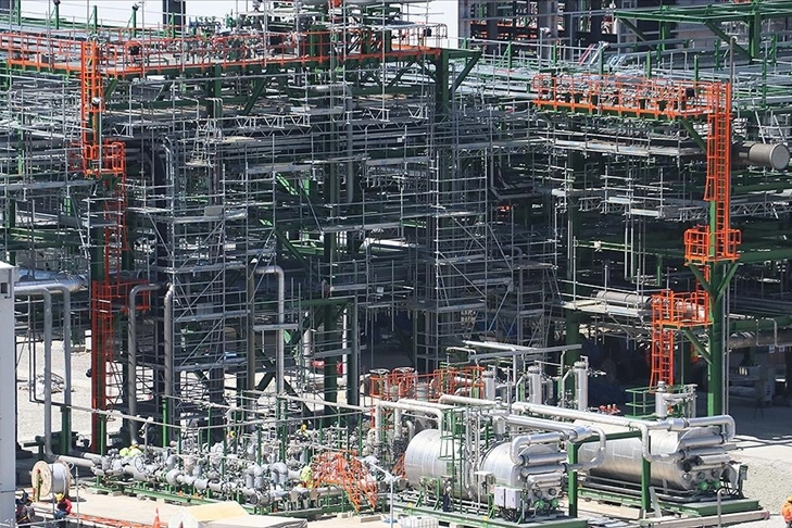 Sakarya Gaz Sahası'nda günlük doğal gaz üretimi 5,5 milyon metreküp haberinin görseli