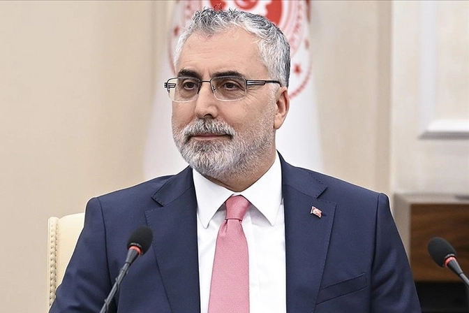 Bakan Işıkhan:Kadınların yararlanacağı projemize 16 bin 831 başvuru yapıldı haberinin görseli