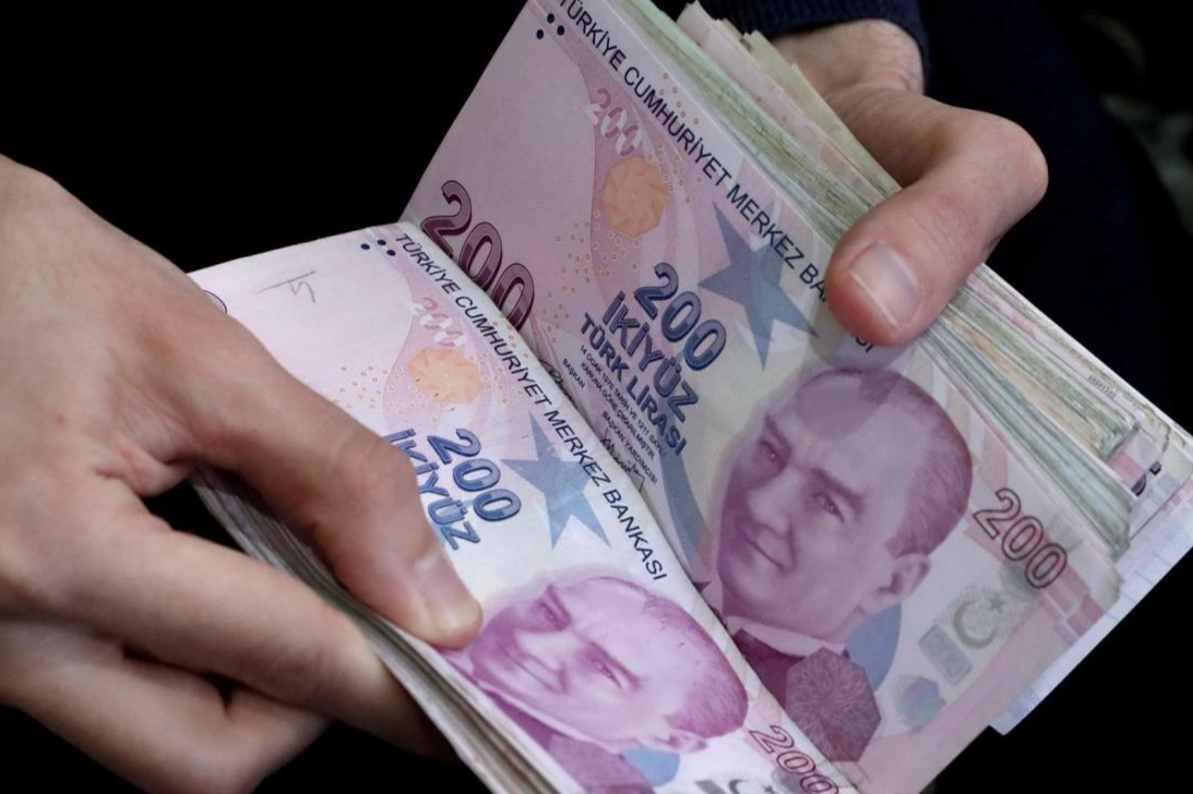 Banka çalışanı nişanlısına aktardığı 37 milyon lirayla kripto hesabına yatırım yaptı haberinin görseli
