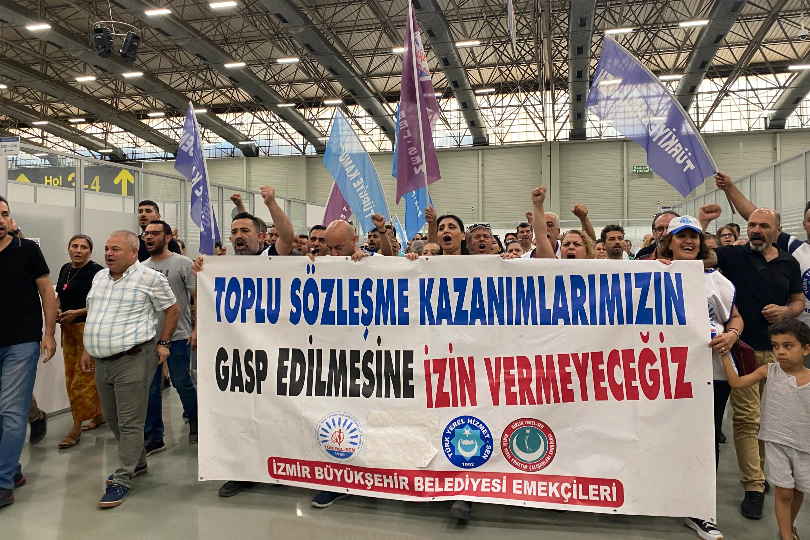 CHP Genel Merkezi ve sendika toplantısı: Toplu İş Sözleşmesi krizi görüşülecek