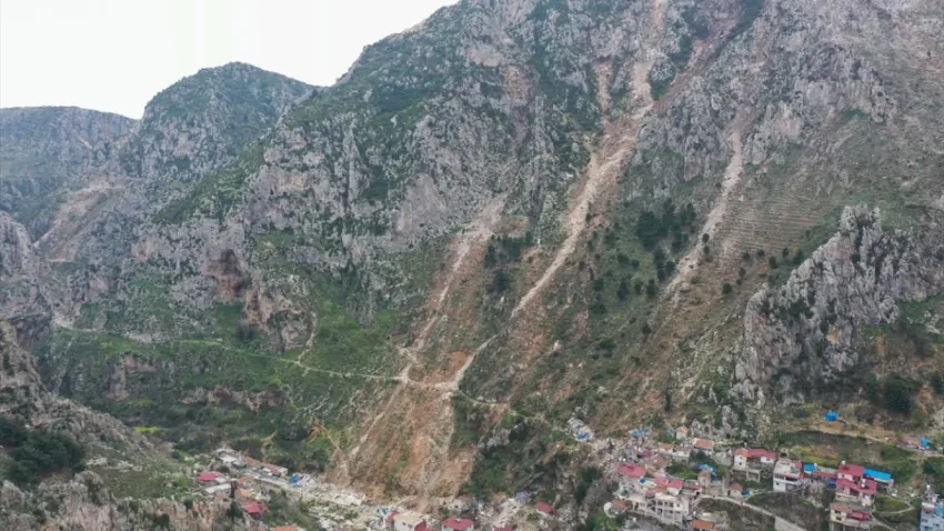 Habib-i Neccar Dağı