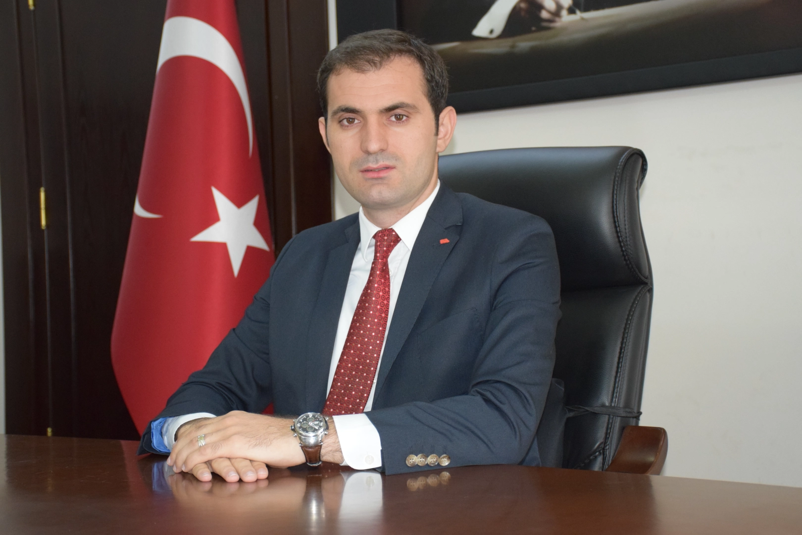 İzmir Bayındır İlçe Kaymakamlığı’na Murat Mete atandı. Bayındır İlçe Kaymakamı Murat Mete kimdir? haberinin görseli