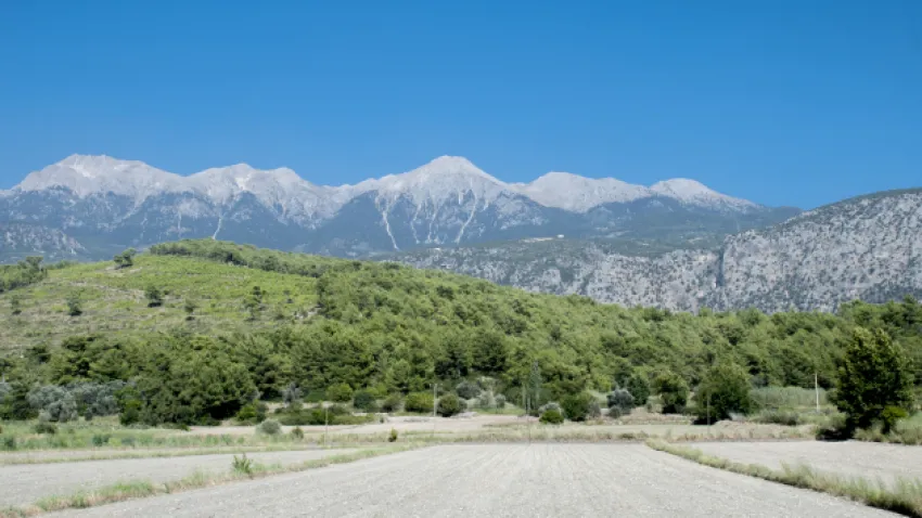 Akdağlar Dağı