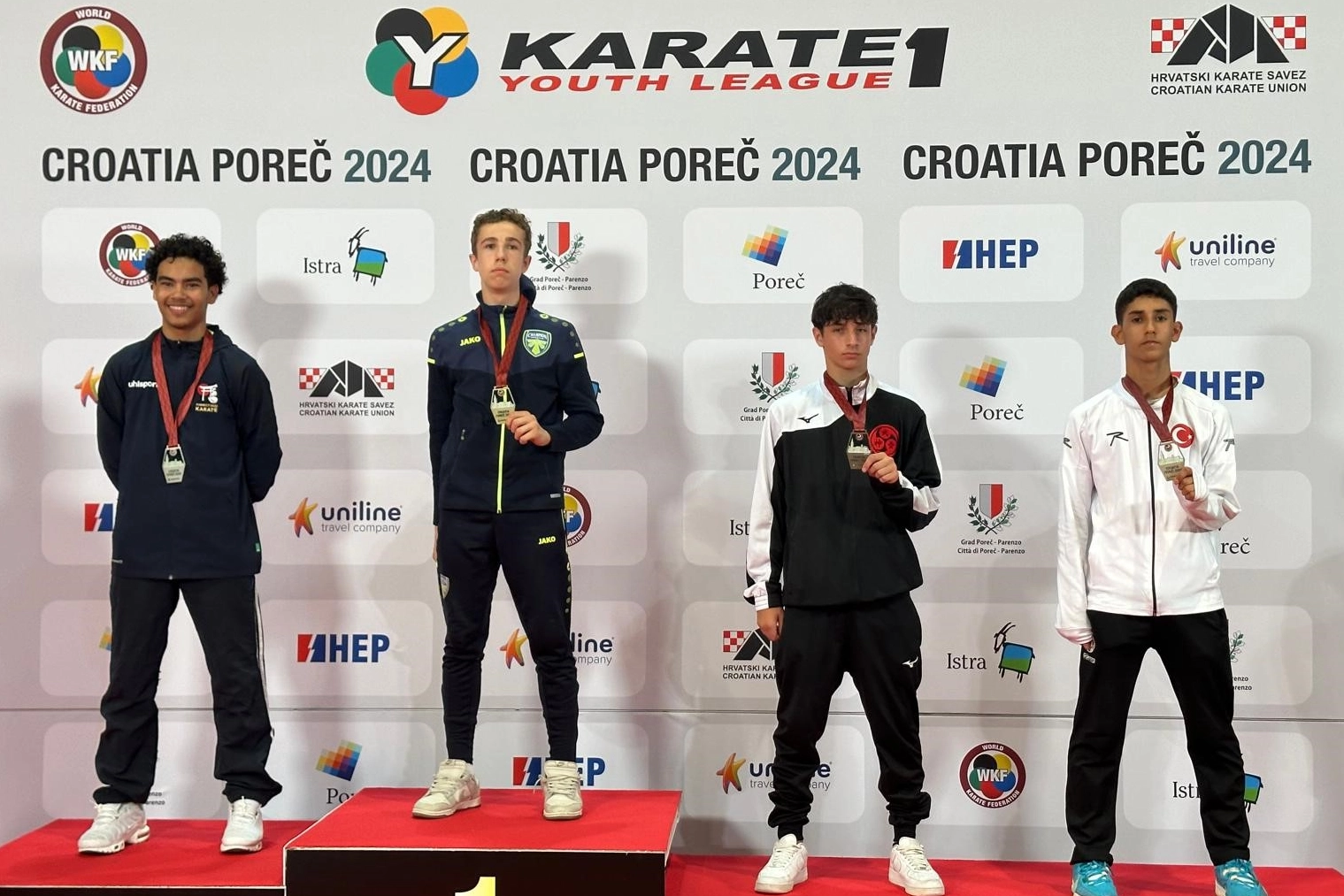 Aliağalı sporcu Demhat Göktaş karatede dünya üçüncüsü oldu haberinin görseli