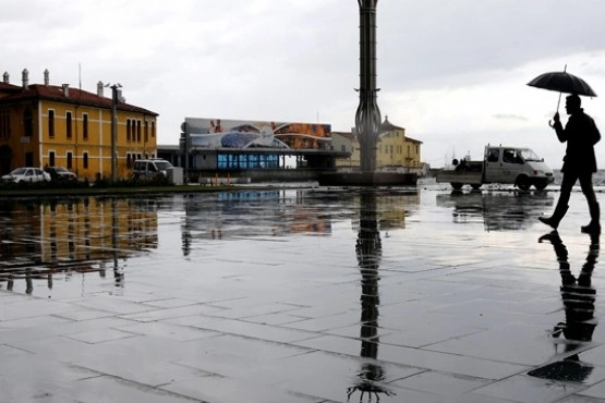 Meteoroloji duyurdu: İzmir’e yağmur geliyor haberinin görseli
