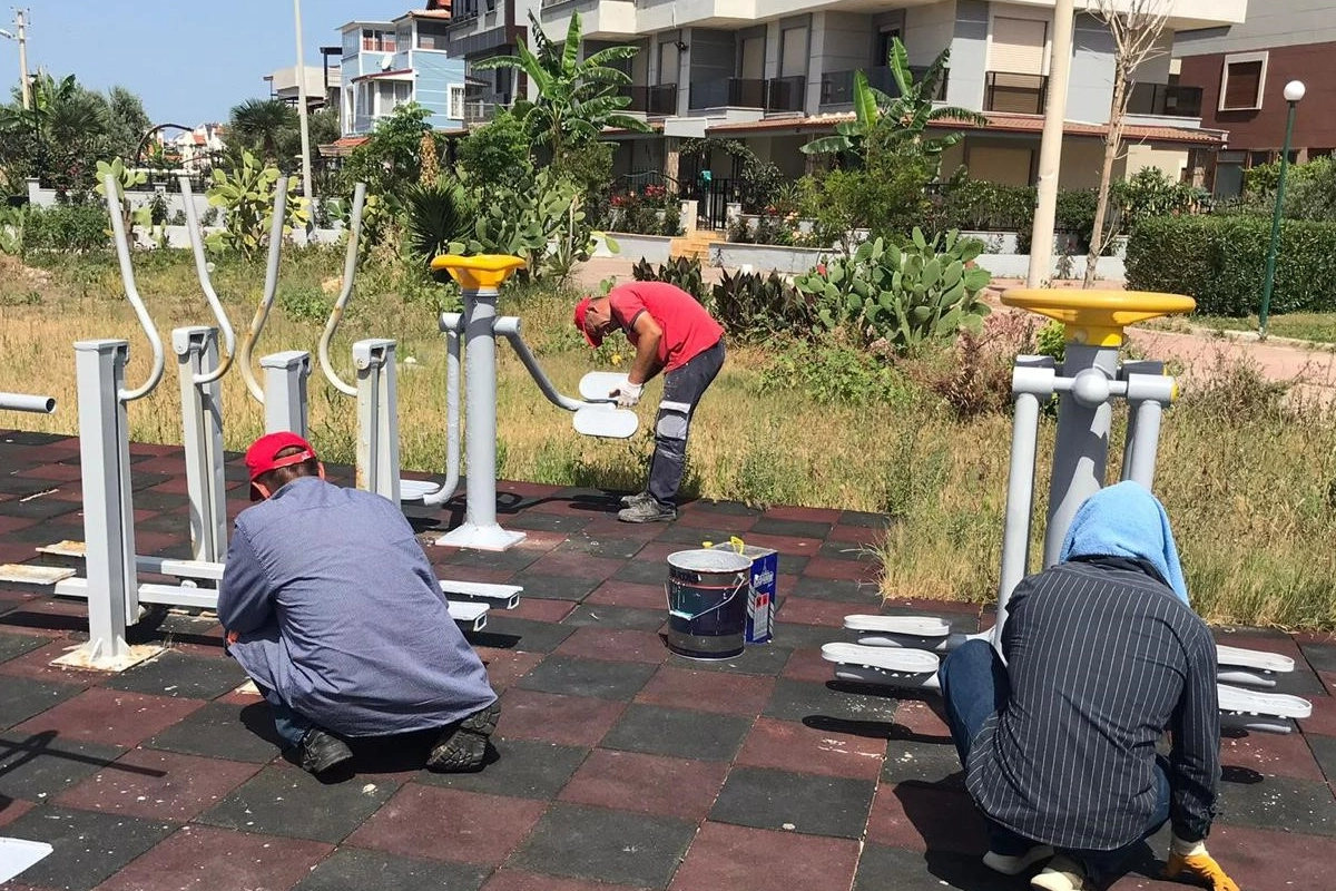 Menderes parklarında yenileme seferberliği