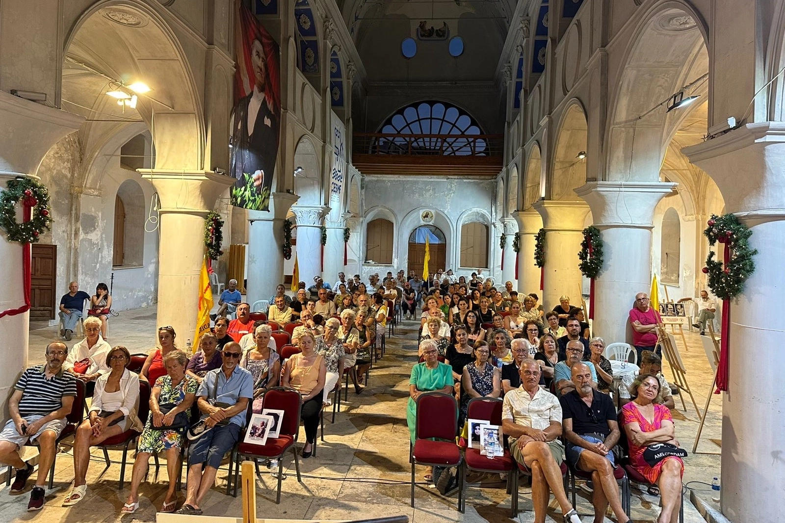 Çeşme'de Madımak Katliamı'nda ölenler anıldı haberinin görseli